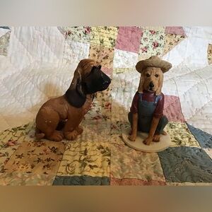 Bloodhound figurines